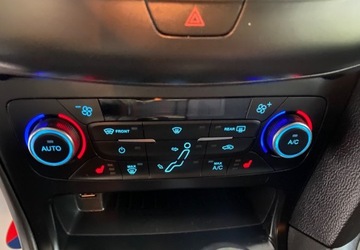 Ford Focus III Kombi Facelifting 1.5 EcoBoost 150KM 2017 Ford Focus ST-Line Gwarancja Bezwypadkowy Oplacony Navi Kamera 1.5 Benzyna, zdjęcie 12