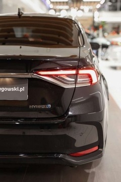 Toyota Corolla XII Sedan 1.8 Hybrid 122KM 2022 Toyota Corolla 1.8 Hybrid Comfort Style Tech 1.8 Hybryda 122KM, zdjęcie 16