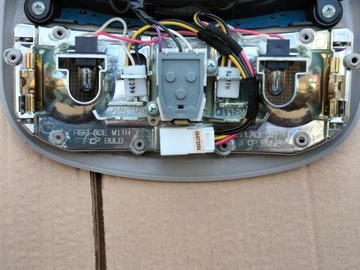 JEEP GRAND CHEROKEE II WJ LAMPA POLSTROVÁNÍ OSVĚTLENÍ KABINY
