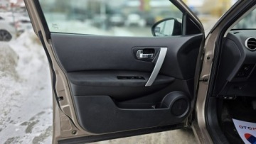 Nissan Qashqai I 2007 Nissan Qashqai Benzyna Automat panorama, zdjęcie 9