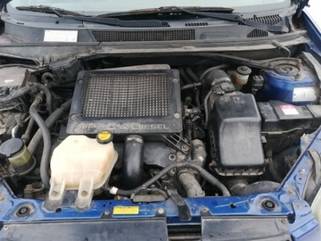 Toyota RAV4 II 2.0 16V D-4D 116KM 2003 Toyota RAV 4 II 2.0 D-4D 116 Ps 4X4, zdjęcie 24