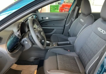 Fiat 2025 Fiat 600 Wyprzedaz 2025 Dostepne kolory Lazurowy, Czarny, Bezowy, Zielony, zdjęcie 7