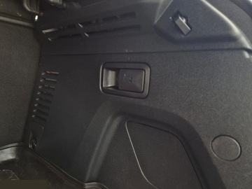 Peugeot 3008 II 2022 Peugeot 3008 1.6 PureTech Hybrid PHEV Allure Pack 180KM 2022r, zdjęcie 25