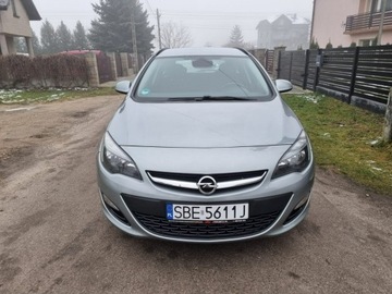 Opel Astra J Sports Tourer Facelifting 1.4 Turbo ECOTEC 120KM 2014 Opel Astra 1.4 Turbo / Navi / Alu 17 / Lift /, zdjęcie 1