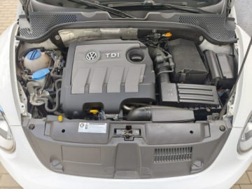 Volkswagen Beetle Hatchback 3d 1.6 TDI 105KM 2015 Volkswagen Beetle bezwypadkowy wyposażen, zdjęcie 32