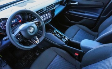 Alfa Romeo Junior 2025 Alfa Romeo Junior Alfa Romeo Junior 1.2 Hybryda 145KM, zdjęcie 26