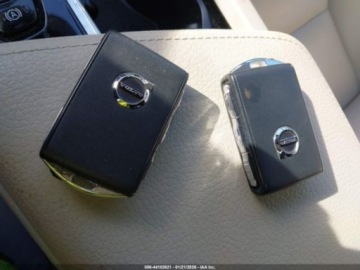 Volvo XC60 II Crossover T5 250KM 2020 Volvo XC 60 2020 Volvo XC60 T5 AWD Momentum 2.0 Benzyna 250KM, zdjęcie 19