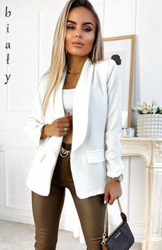 КУРТКА ЖЕНСКАЯ, драпированные рукава, стильный белый цвет.