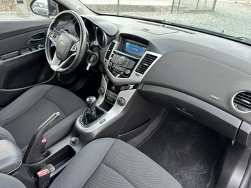 Chevrolet Cruze Hatchback 5d 2.0 VCDI 16V DOHC 163KM 2011 Chevrolet Cruze Opel Astra 2.0 VCDi 163KM Salon PL, zdjęcie 23