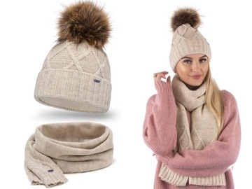 KOMPLET SZALIK I CZAPKA ZIMOWA Z POMPONEM SCJ