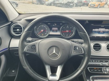 Mercedes Klasa E W213 Kombi 2.0 220d 194KM 2016 Mercedes E 220 2.0d 194KM W213 Automat Raty, zdjęcie 26