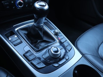 Audi A4 B8 Avant Facelifting 2.0 TDI 112g 136KM 2012 Audi A4 2.0 TDI, Skóra, Klima, Klimatronic, zdjęcie 12