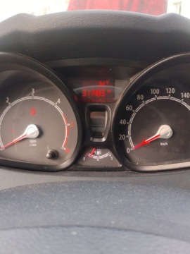 Ford Fiesta VII Hatchback 5d 1.4 Duratorq TDCi DPF 70KM 2011 Ford Fiesta 1.4 | 2011 | ciężarowy | kratka | ekonomiczny | faktura, zdjęcie 4