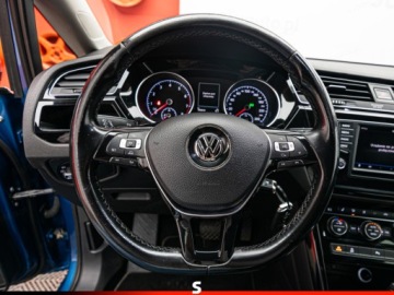 Volkswagen Touran III 1.4 TSI 150KM 2017 VOLKSWAGEN Touran 1.4 TSI Highline DSG 7os. 150KM 2017, zdjęcie 11