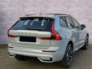 Volvo XC60 II 2026 VOLVO XC60 B5 AWD Ultra Dark Suv 2.0 264KM 2026, zdjęcie 3