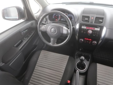 Suzuki SX4 I Hatchback Facelifting 1.6 VVT 120KM 2010 Suzuki SX4 1.6 VVT, Salon Polska, Klima, zdjęcie 6