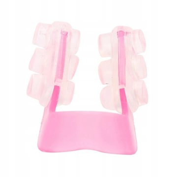 Набор корректирующих зажимов сужает и приподнимает нос