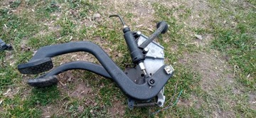 BMW E46 PEDAŁ HAMULCA SPRZĘGŁA WYSPRZĘGLIK 1163899.2 1163863