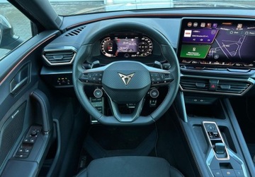 Cupra Leon II 2025 Cupra Leon Pakiety, SENNHEISER, ACC, Kamera, GPS, Kubelki, Indukcyjna lad, zdjęcie 5
