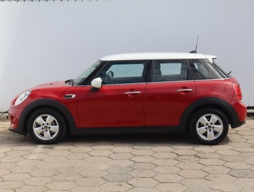 Mini Mini F56 Hatchback 1.5 136KM 2016 MINI 5-door Cooper, Automat, Navi, Klima, zdjęcie 2