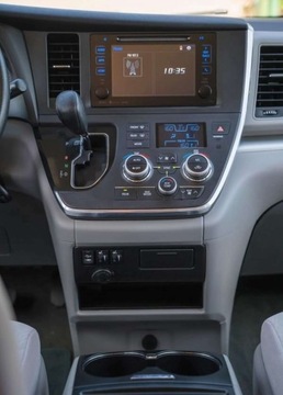 Toyota Sienna III 3.5 V6 266KM 2017 Toyota Sienna Toyota Sienna III 3.5 AUTOMAT 3.5 Benzyna 265KM, zdjęcie 12