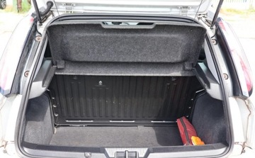 Fiat Punto Punto 2012 Hatchback 3d 1.2 8v 69KM 2012 Fiat Punto KLIMA, Wielofunkcja, Seryjne radio Centralny Zamek, Nawigacja..., zdjęcie 10