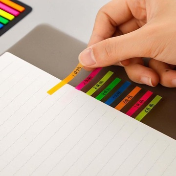 5 стикеров. Маркер страницы для заметок.