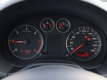 Audi A3 8P Hatchback 3d 1.9 TDI 105KM 2008 Audi A3 1.9 TDI, Klima, Klimatronic, Tempomat,ALU, zdjęcie 9