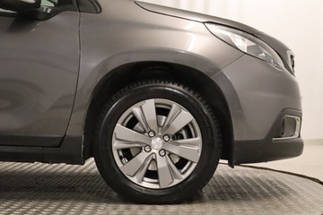 Peugeot 2008 I SUV Facelifting 1.2 PureTech 110KM 2019 Peugeot 2008 1.2 PureTech, Salon Polska, zdjęcie 14