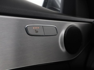 Mercedes Klasa C W205 Kombi 180 156KM 2017 Mercedes C 180 Avantgarde półskóra navi grzane, zdjęcie 31