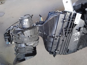 Вентилятор отопителя VW T5 EU 7H1820005BM