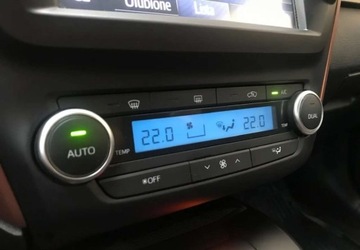 Toyota Avensis III Sedan Facelifting 2015 1.8 Valvematic 147KM 2015 Toyota Avensis Toyota Avensis 1.8 Premium 1.8 Benzyna 147KM, zdjęcie 23