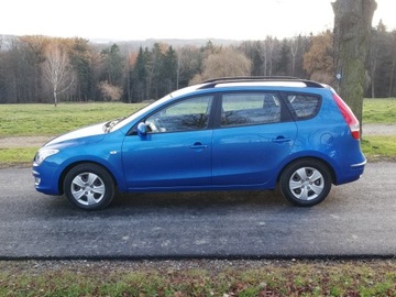 Hyundai i30 I CW 1.4 DIHC CVVT 109KM 2009 Hyundai i30 I 1.4 16V 109CV BlueDr. GPL Special, zdjęcie 3