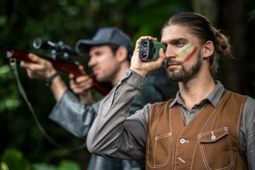 ОХОТНИЧИЙ ЛАЗЕРНЫЙ ДАЛЬНОМЕР, БИНОКУЛЯРНЫЙ ПРИЦЕП ДЛЯ ГОЛЬФ, РЕЖИМЫ, 6xZOOM, 1000 м, КОРПУС