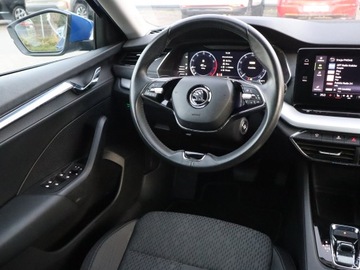 Skoda Octavia IV Liftback 1.5 TSI EVO 150KM 2022 Skoda Octavia 1.5 TSI, Salon Polska, zdjęcie 6