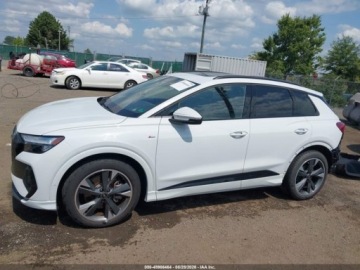 Audi Q4 2024 Audi Q4 e-tron Premium Plus 55 Quattro 2024 Elektryczny 335KM, zdjęcie 1