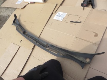 PODSZYBIE PLASTIKOWE VW CADDY TOURAN 2K0819403 (X)