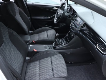 Opel Astra K Sports Tourer 1.6 CDTI 160KM 2017 Opel Astra 1.6 BiCDTI, Navi, Klima, Klimatronic, zdjęcie 8