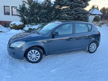 Kia Ceed I 2007 Kia Ceed 1.4 90KM Klima 2x kola 1-reka Gotowy do jazdy 1.4 Benzyna, zdjęcie 11