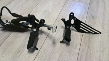 KAWASAKI ZZR 1400 SET ПОДНОГКА ПЕРЕДНЯЯ ЛЕВАЯ ПРАВАЯ
