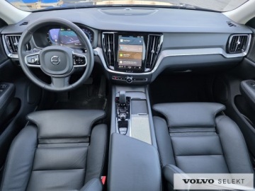 Volvo V60 II  Kombi Facelifting 2.0 B4 B 197KM 2024 Volvo V60 FV23 Plus Dark B4 197KM ACC BLIS 360 Har, zdjęcie 9