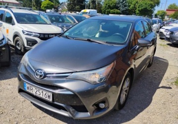 Toyota Avensis III Sedan Facelifting 2015 1.6 Valvematic 132KM 2016 Toyota Avensis I rej 2017r, SALON POLSKA. 1.6 LPG. Uszkodzony prawy bok. J, zdjęcie 1