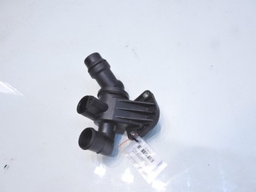 КОРПУС ТЕРМОСТАТА AUDI A4 B7 2.0 TFSI 06D121111G
