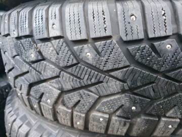HILUX LAND CRUISER 235/75R15 KOLA ALU ZIMNÍ Z HROTY