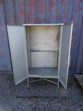 ИНСТРУМЕНТАЛЬНЫЙ ШКАФ ДЛЯ МАСТЕРСКОЙ МЕТАЛЛА