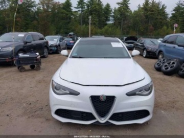 Alfa Romeo Giulia II Sedan 2.0 TBi 280KM 2018 Alfa Romeo Giulia 2018 2.0l 2.0 Benzyna 280KM, zdjęcie 7