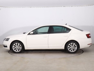 Skoda Octavia III Liftback Facelifting 2.0 TDI 150KM 2019 Skoda Octavia 2.0 TDI, Salon Polska, DSG, Navi, zdjęcie 2