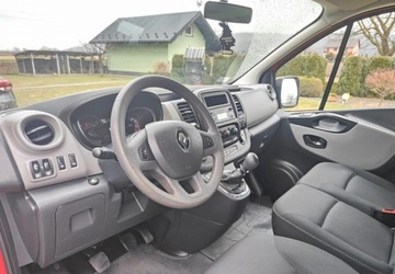 Renault Trafic III Furgon 1.6 dCi 120KM 2019 Renault Trafic Renault Trafic 2019r 1.6 120 KM 9-osobowy Zarejestrowany 1.6, zdjęcie 18