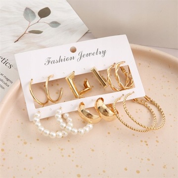 Серьги-кольца золотого цвета с жемчугом Metal Dang