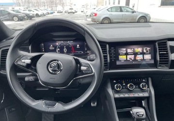Skoda Kodiaq I SUV Facelifting 2.0 TSI 190KM 2022 Skoda Kodiaq 2.0 TSI 190 KM 4X4 DSG podg. fot. Navi Kamera El. klapa, zdjęcie 8